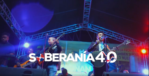 ¡DUVERGÉ SE VISTE DE PATRIA!